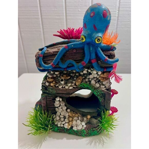 Top Fin Octopus Treasure Chest Aquarium Ornament - Picture 1 of 6